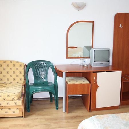 Harmony Beach Family Hotel Nesebar Exteriör bild