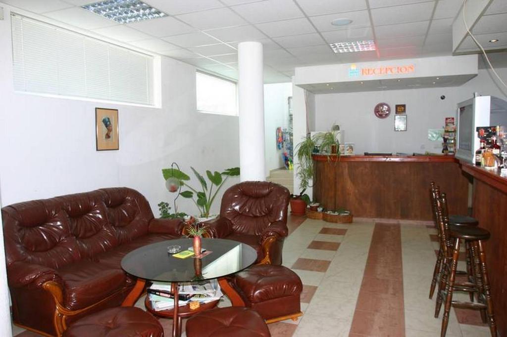 Harmony Beach Family Hotel Nesebar Exteriör bild