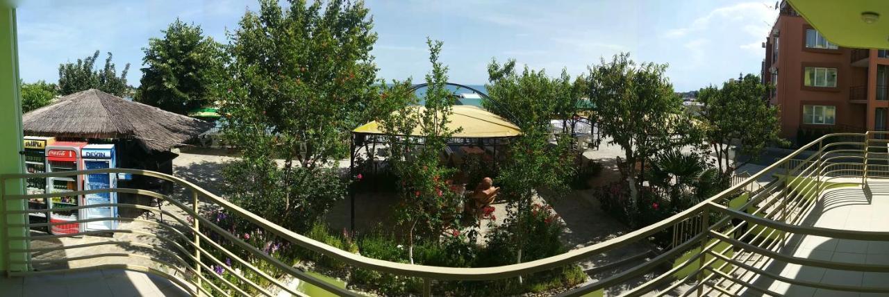 Harmony Beach Family Hotel Nesebar Exteriör bild